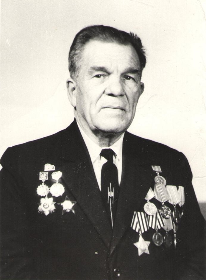 Кучин Иван Николаевич (23.06.1922 по13.11.2003)